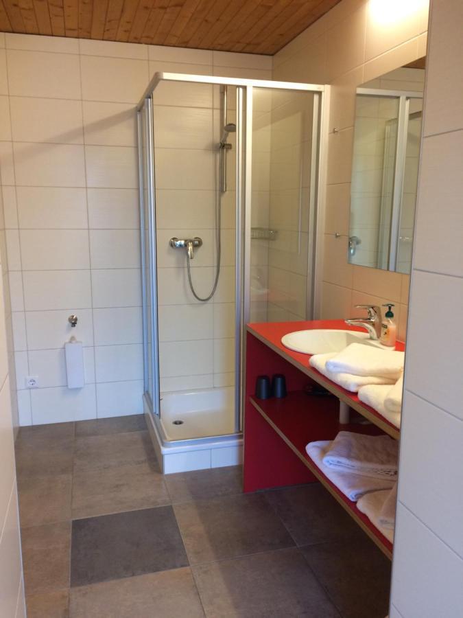 Waeldermetzge Huettenzimmer Und Wohnungen Warth  Exteriér fotografie